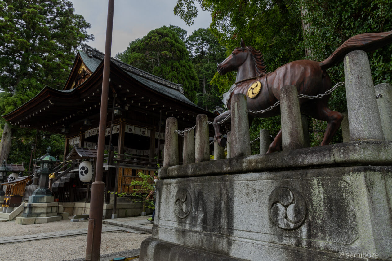 日牟禮八幡宮